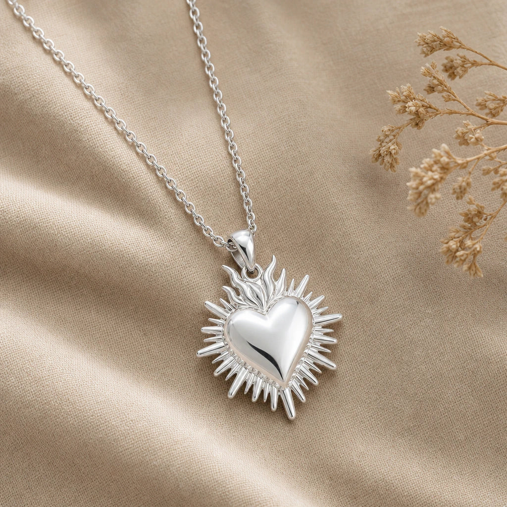 Sacred heart pendant necklace in 925 sterling silver