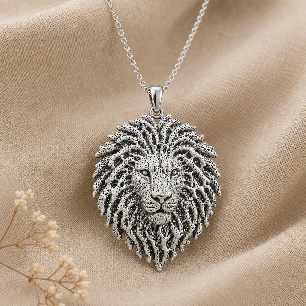 Lion head pendant necklace in 925 sterling silver