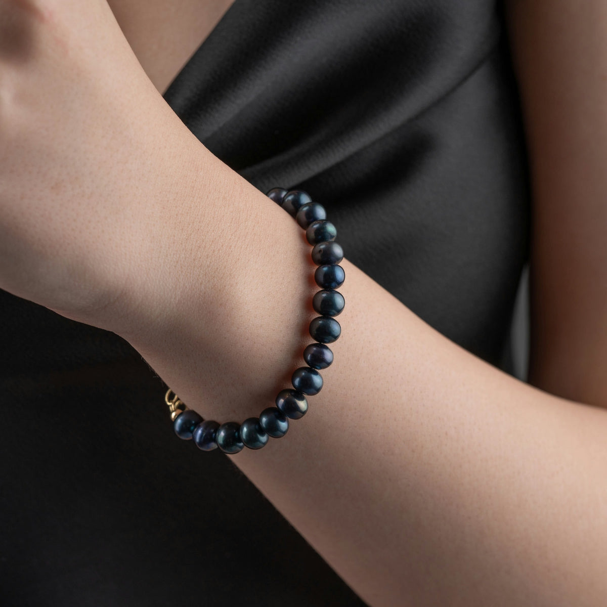 Freshwater Black Pearl Bracelet