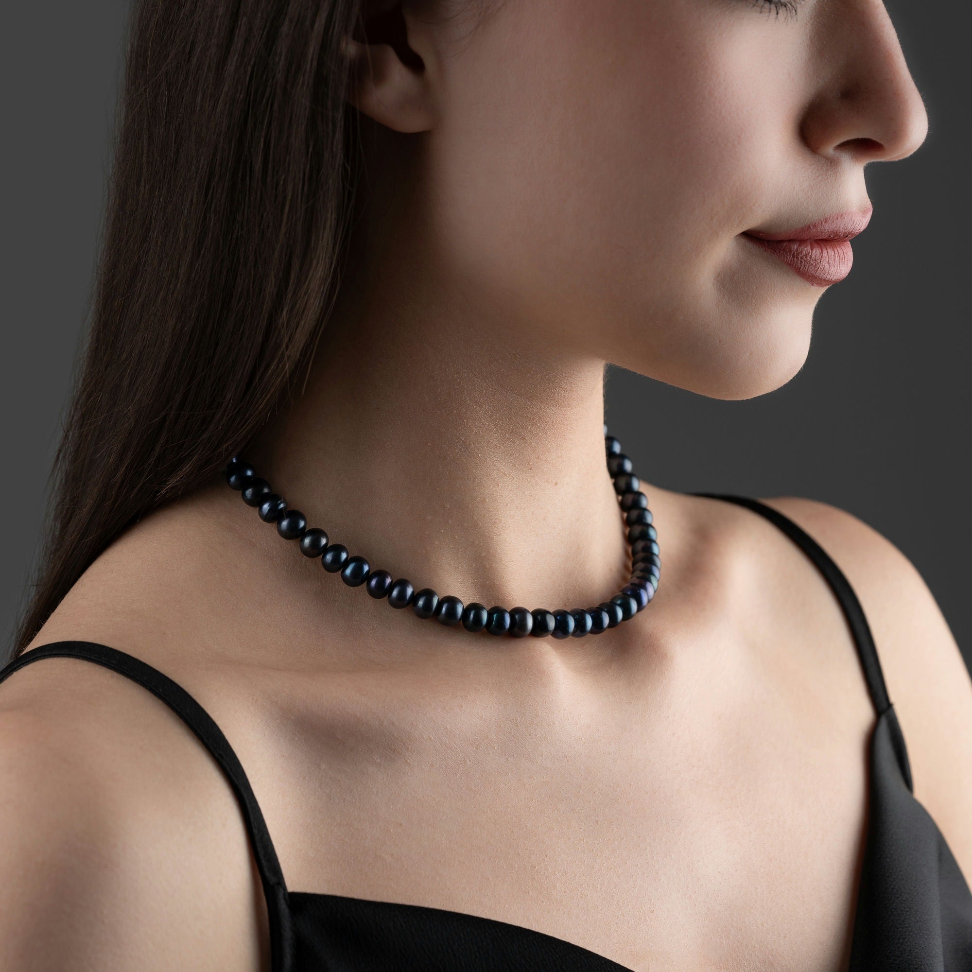 Black Pearl Necklace