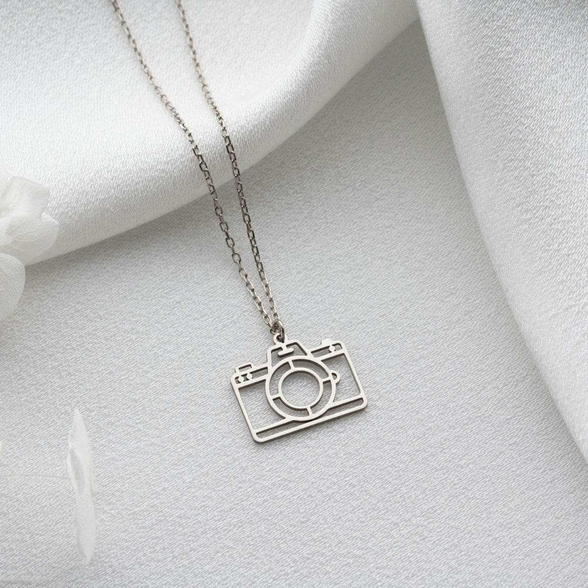 Camera Necklace | Gift for Photographer Her