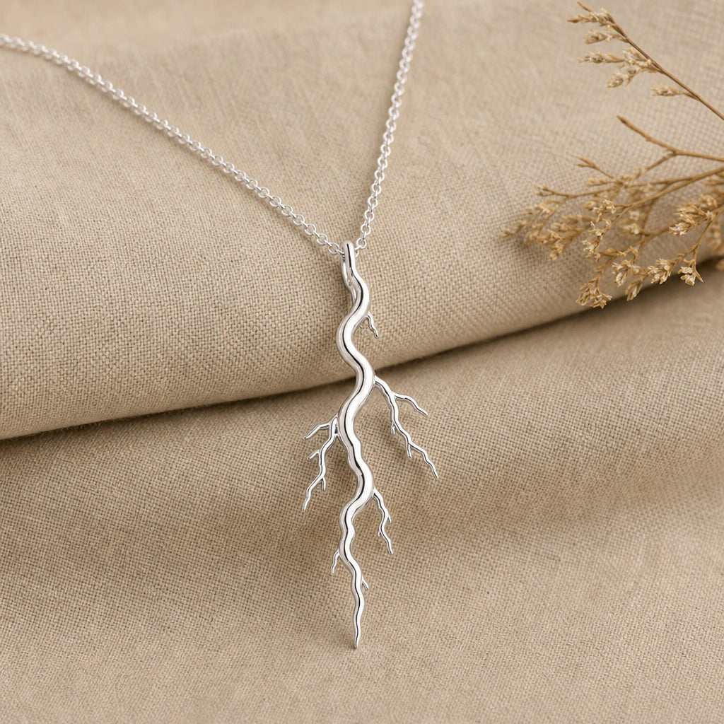 Lightning bolt pendant necklace in 925 sterling silver