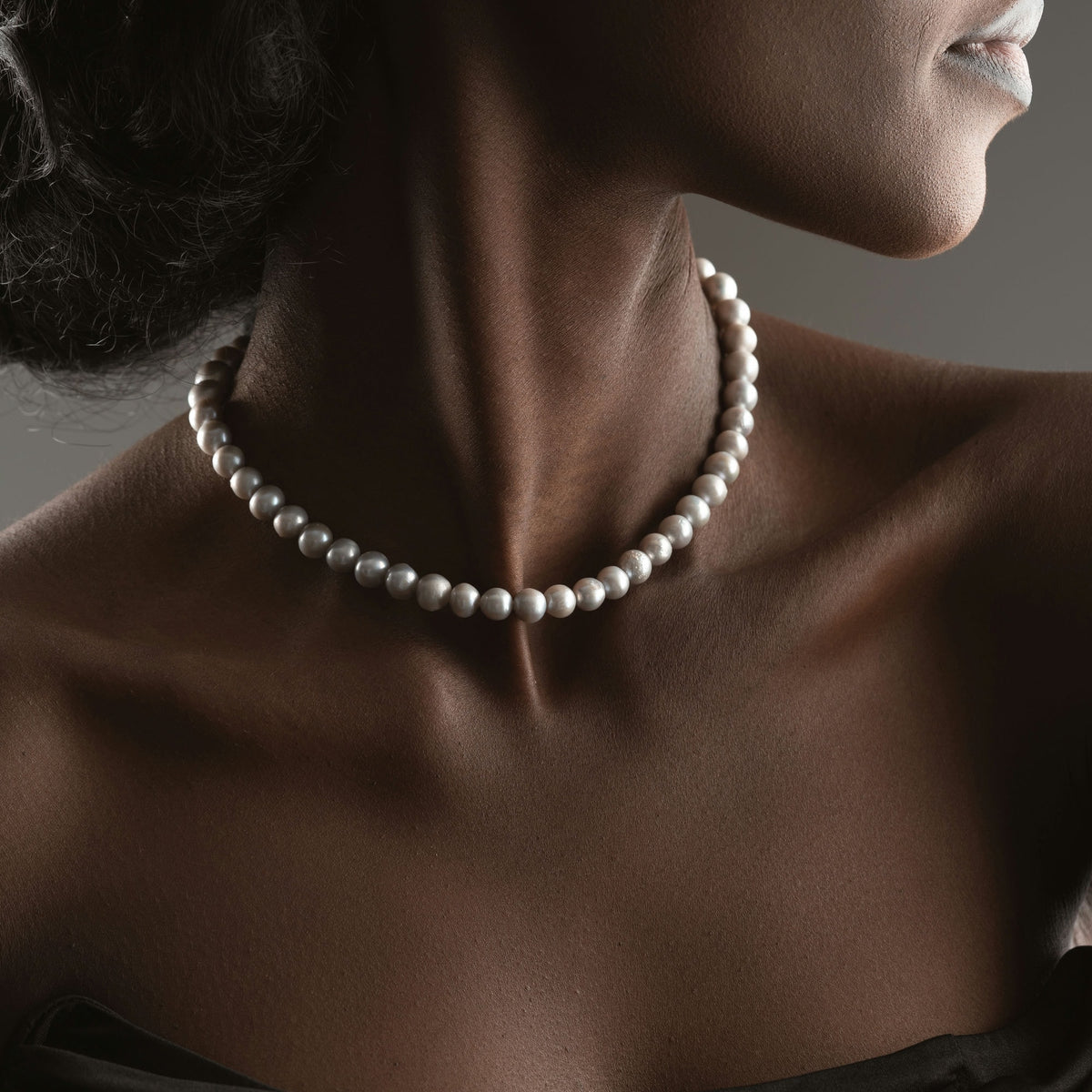 Freshwater Grey Pearl Necklace