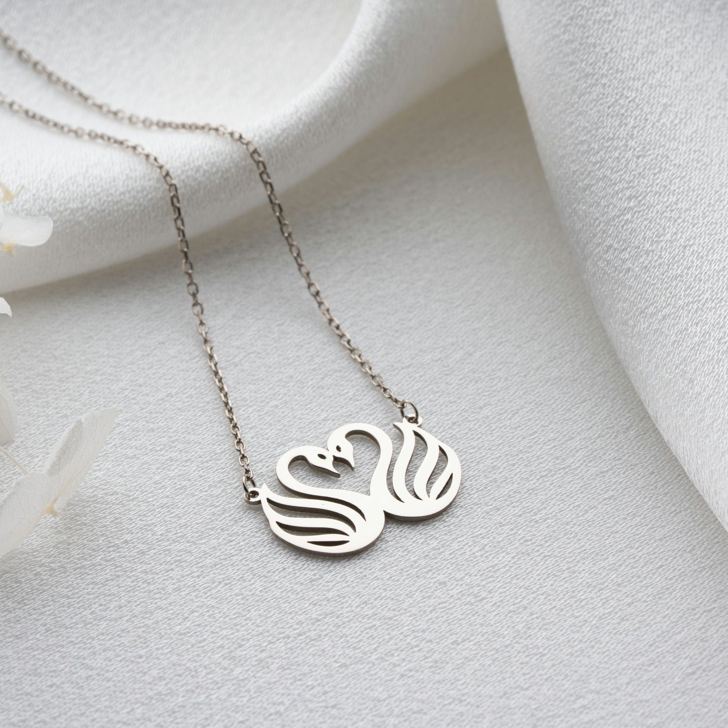 Sterrling Silver Swan Heart Necklace
