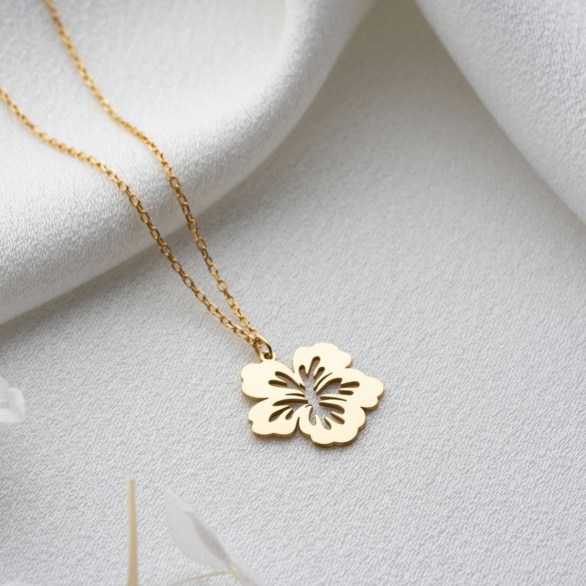 Hibiscus Necklace | Hawaii Flower Gift