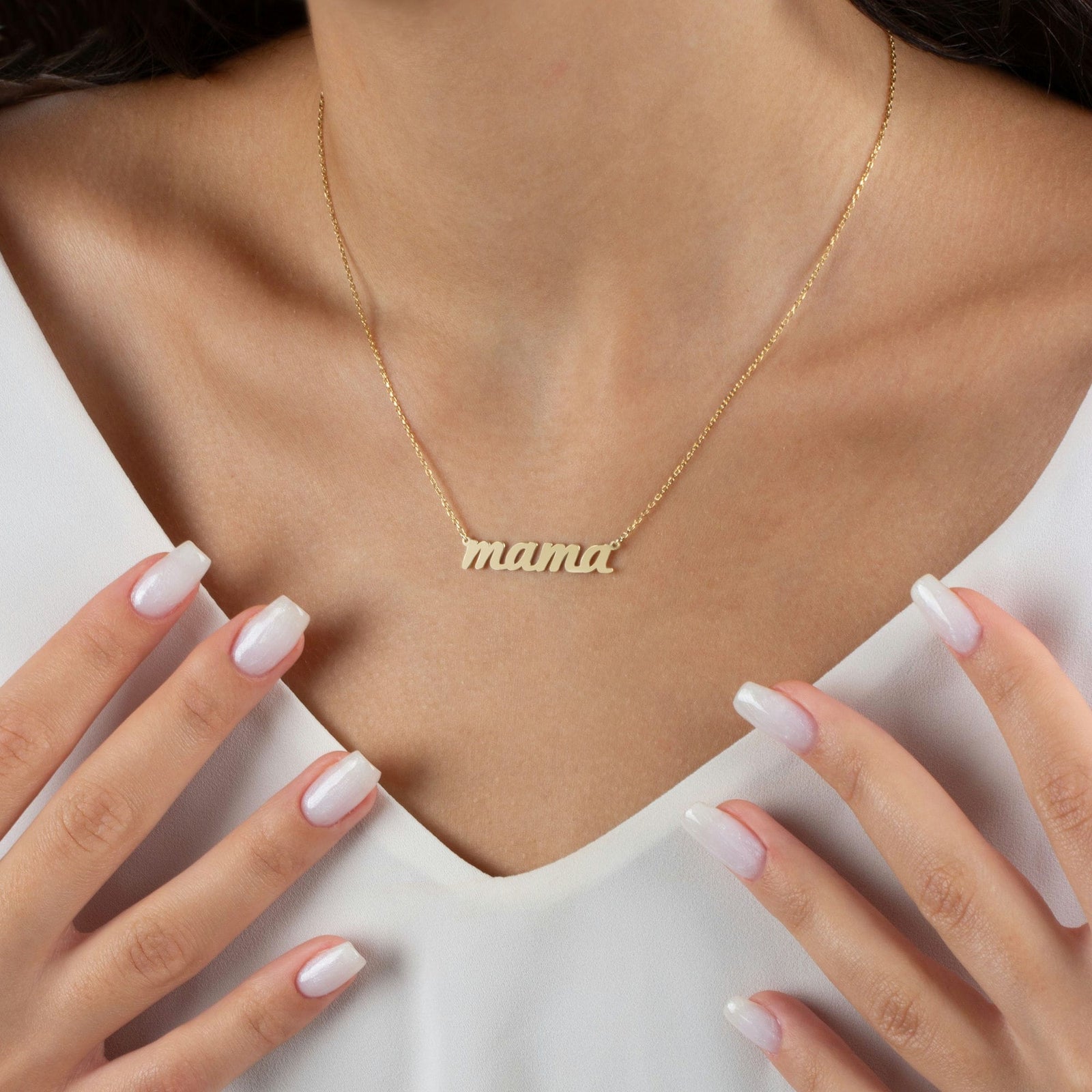 Mama Necklace