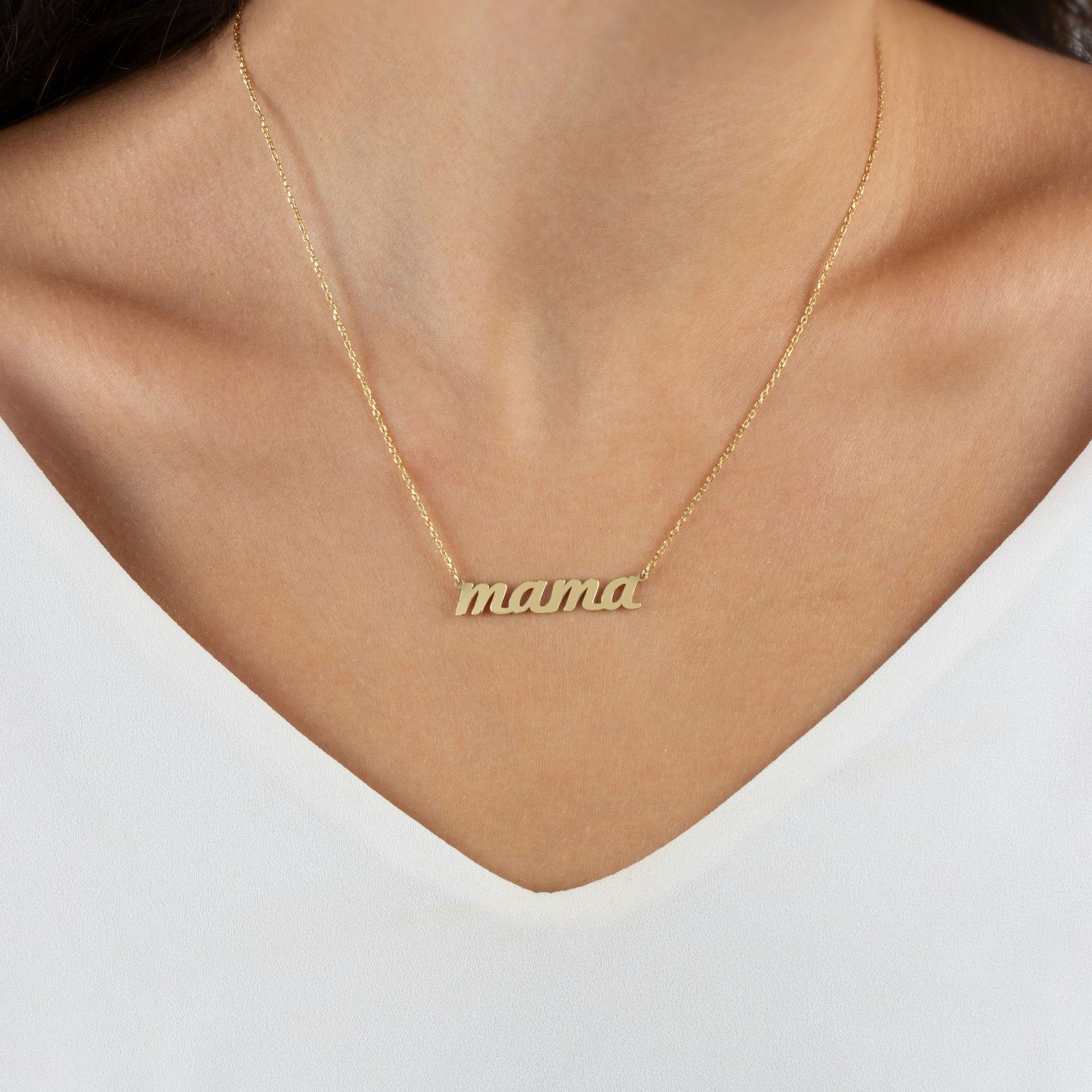 Mama Necklace