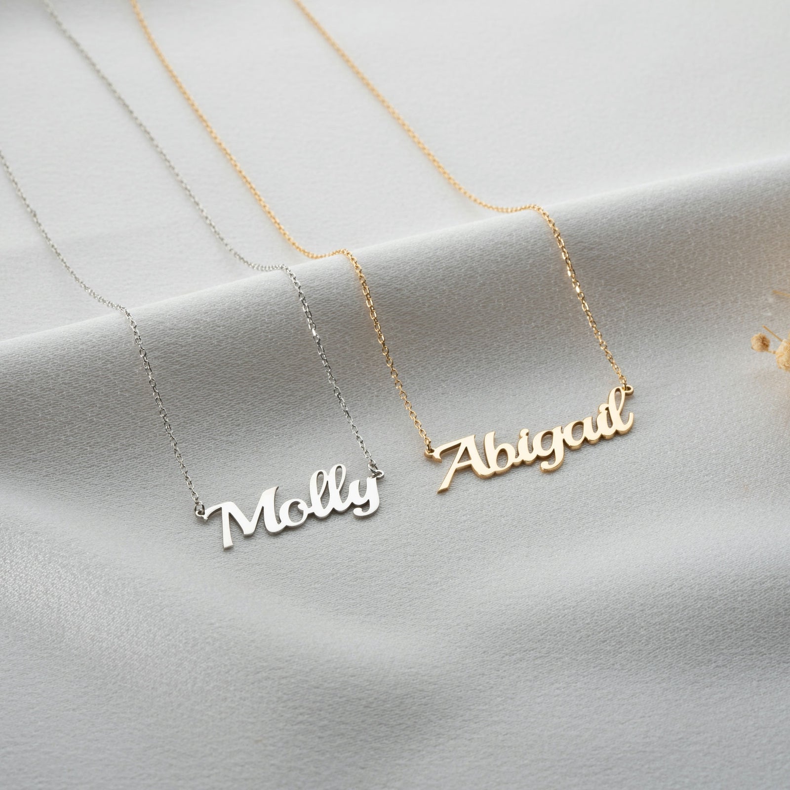 Personalized Gold Name Necklace