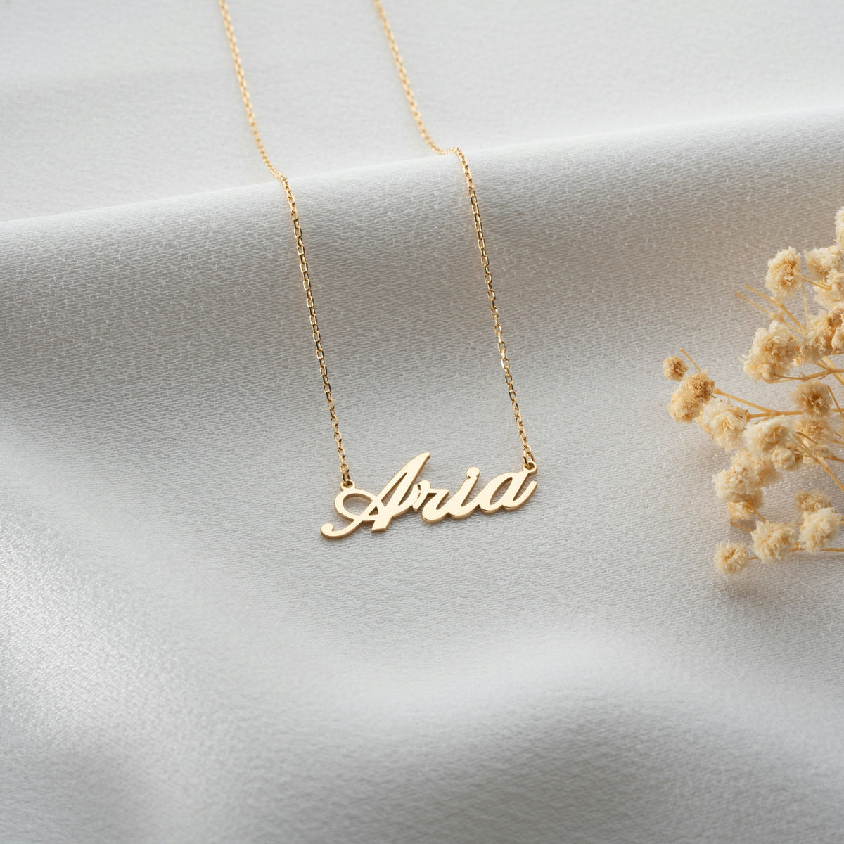 Personalized Gold Name Necklace