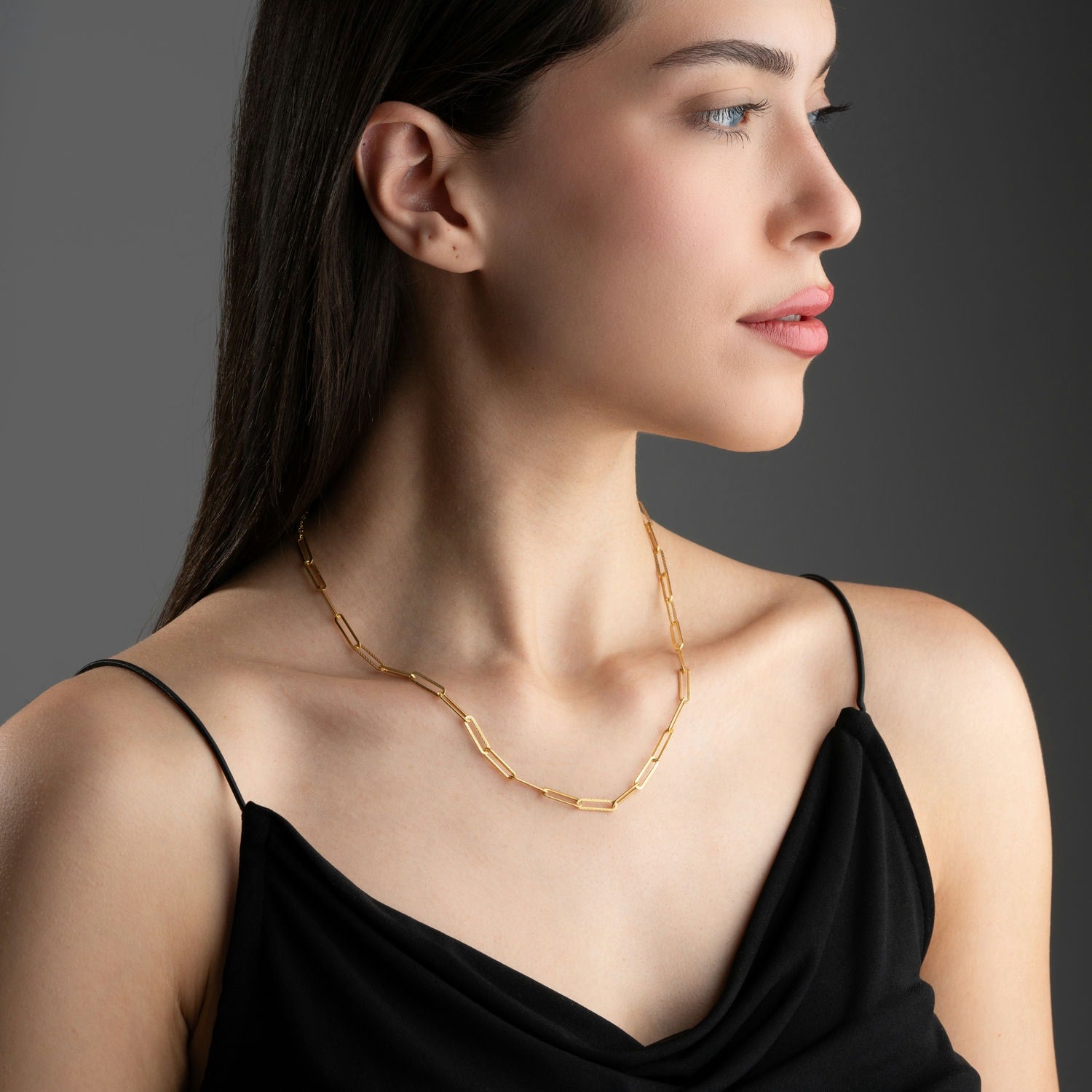 Textured Paperclip Chain Necklace